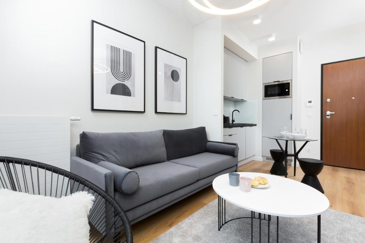 Apartments Browary Warszawskie By Noclegi Renters วอร์ซอ ภายนอก รูปภาพ