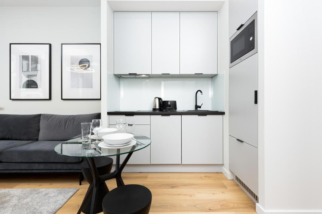 Apartments Browary Warszawskie By Noclegi Renters วอร์ซอ ภายนอก รูปภาพ