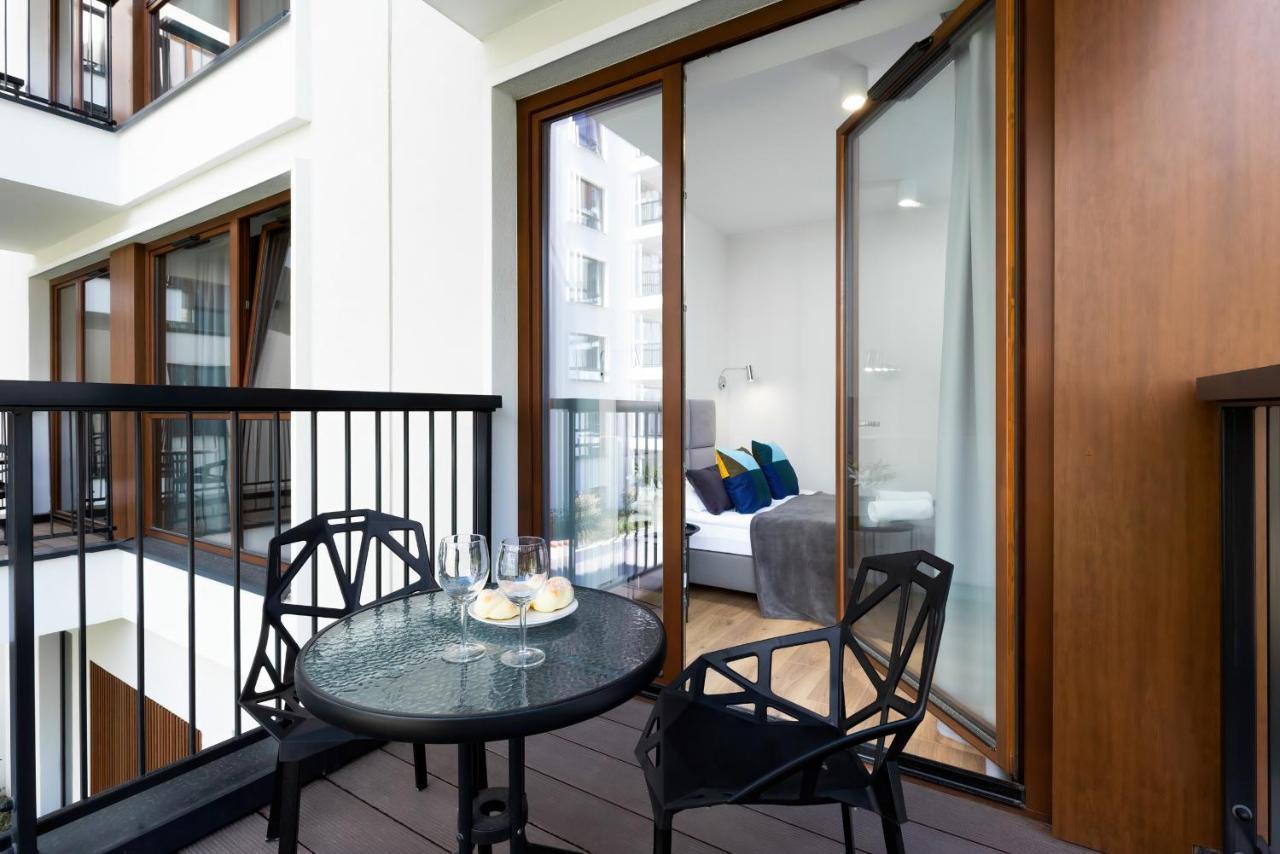 Apartments Browary Warszawskie By Noclegi Renters วอร์ซอ ภายนอก รูปภาพ