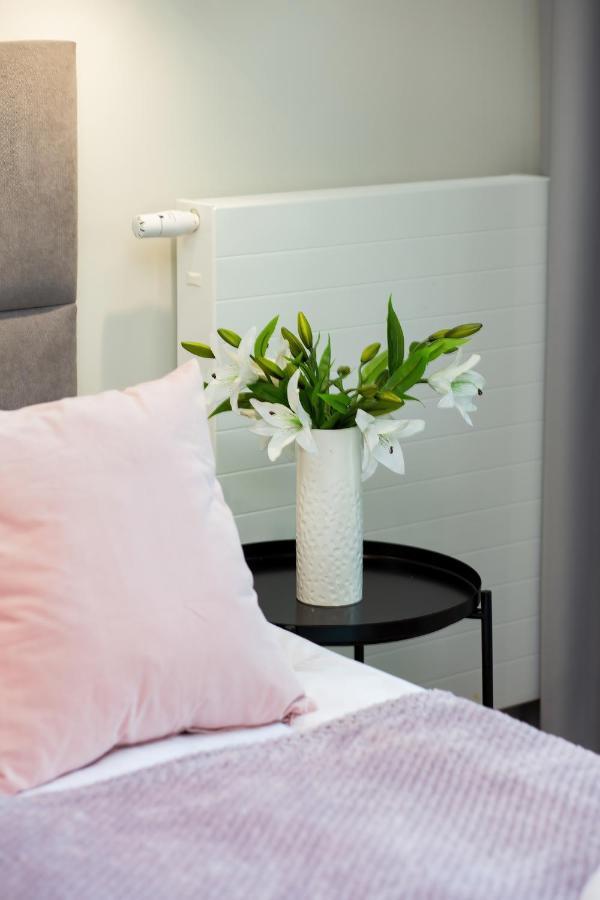Apartments Browary Warszawskie By Noclegi Renters วอร์ซอ ภายนอก รูปภาพ