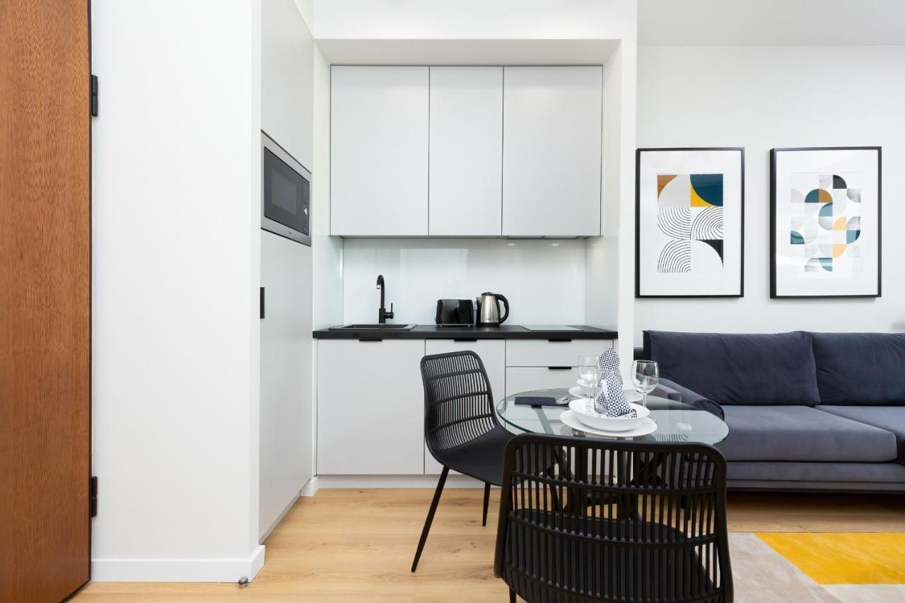 Apartments Browary Warszawskie By Noclegi Renters วอร์ซอ ภายนอก รูปภาพ
