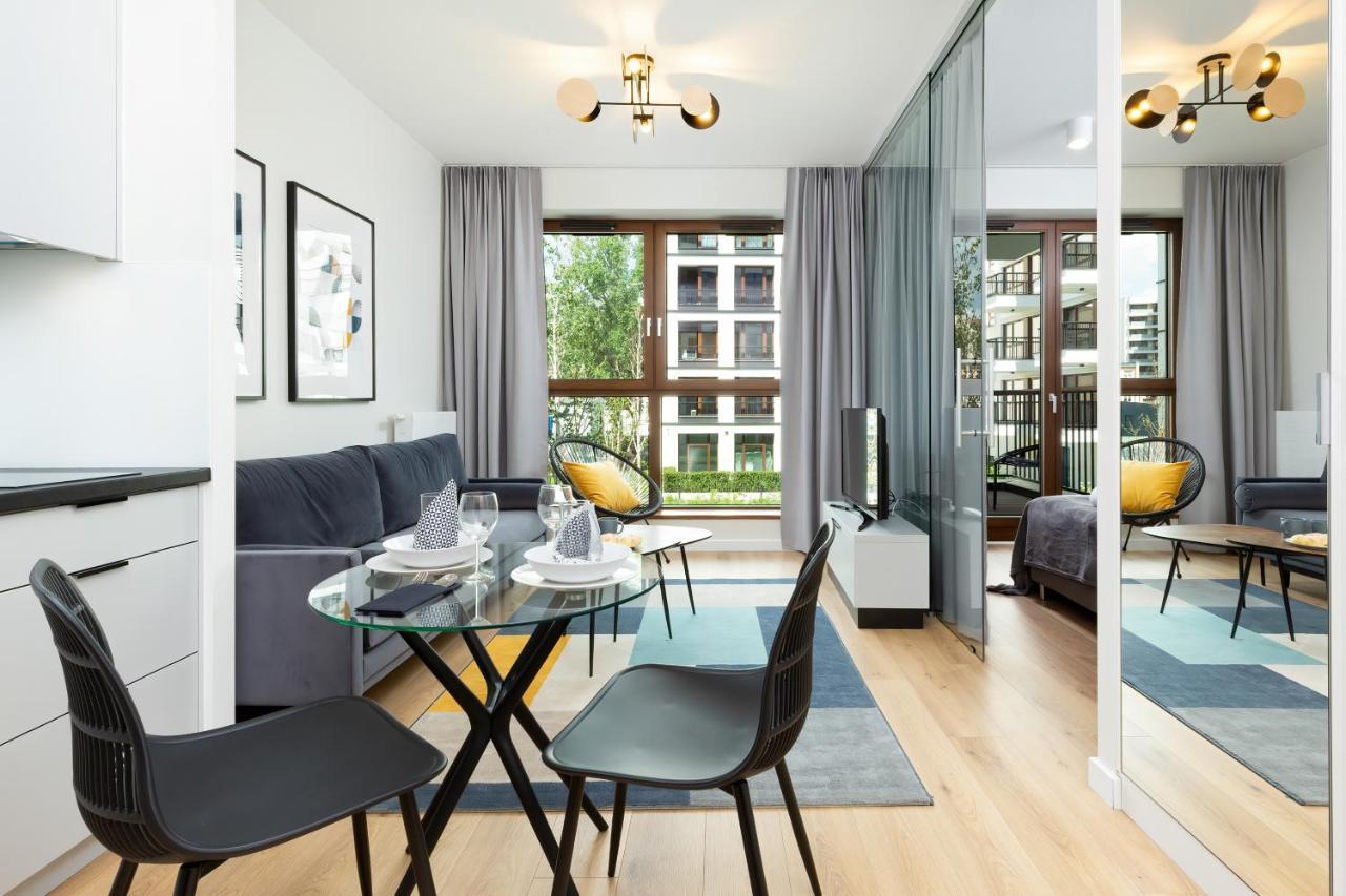 Apartments Browary Warszawskie By Noclegi Renters วอร์ซอ ภายนอก รูปภาพ