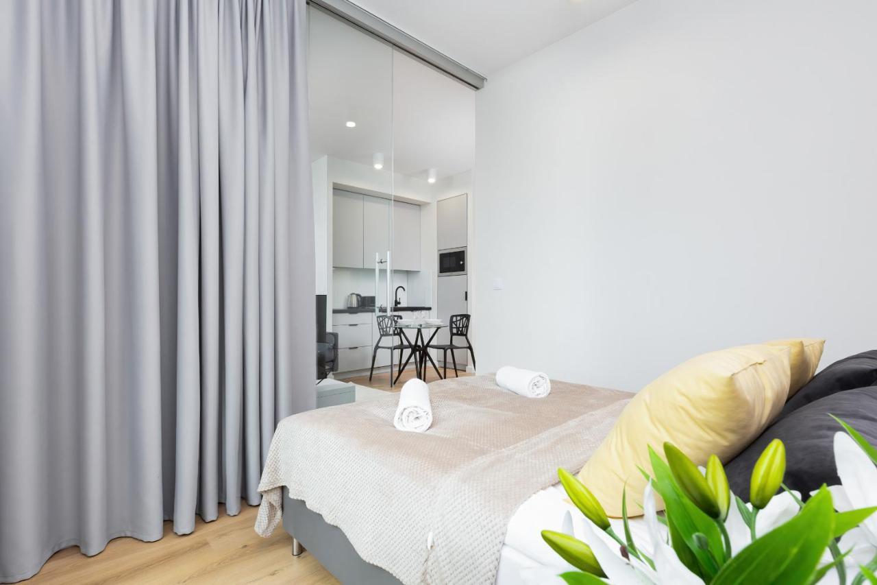 Apartments Browary Warszawskie By Noclegi Renters วอร์ซอ ภายนอก รูปภาพ